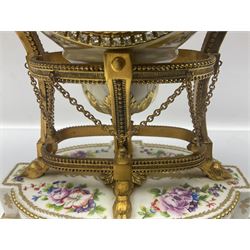 Franklin Mint; Marie Antoinette flowers of Versailles clock, H42cm