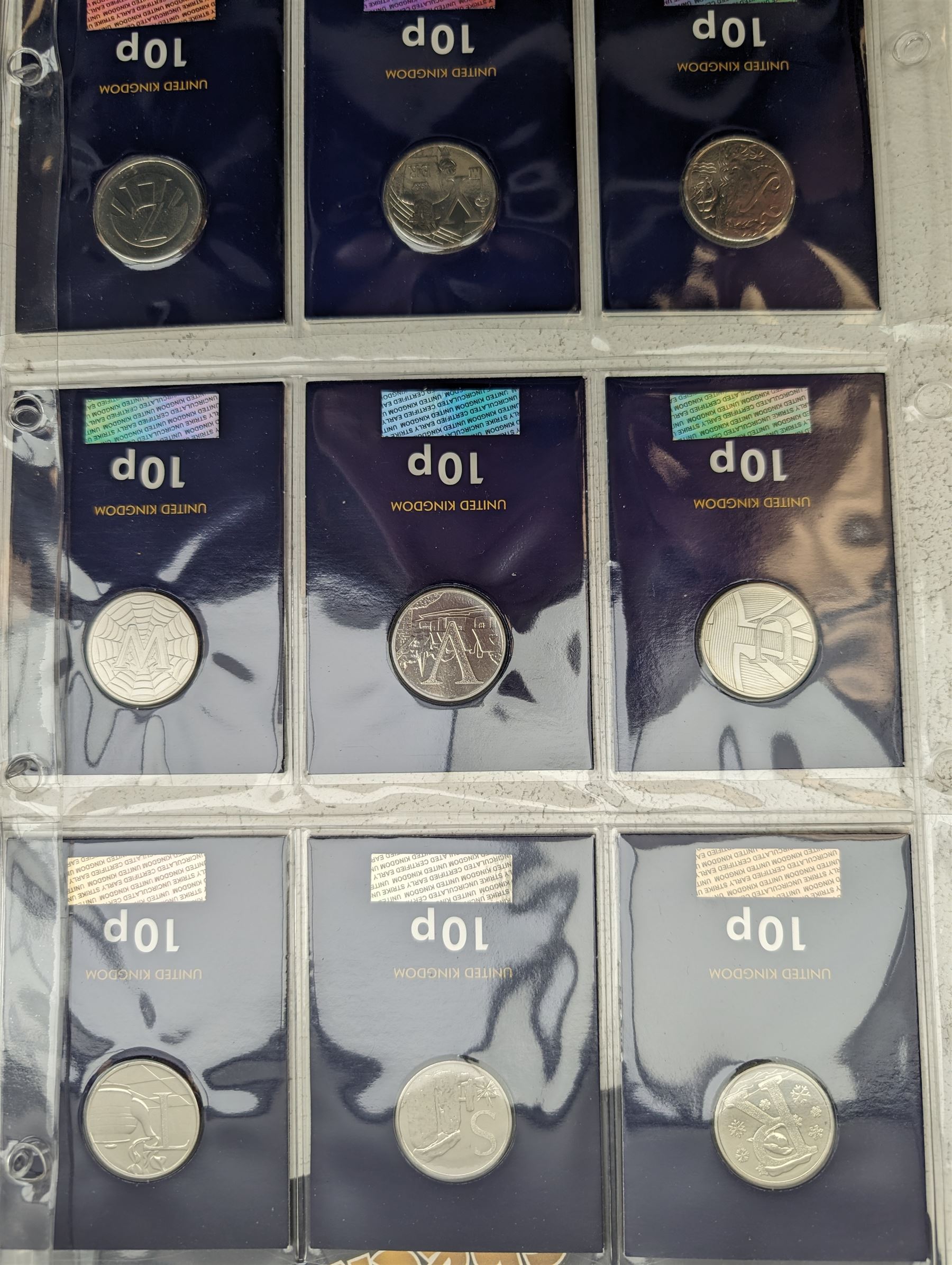 Queen Elizabeth II United Kingdom 2018 A to Z ten pence coin collection, with completer medallion, on Change Checker cards
