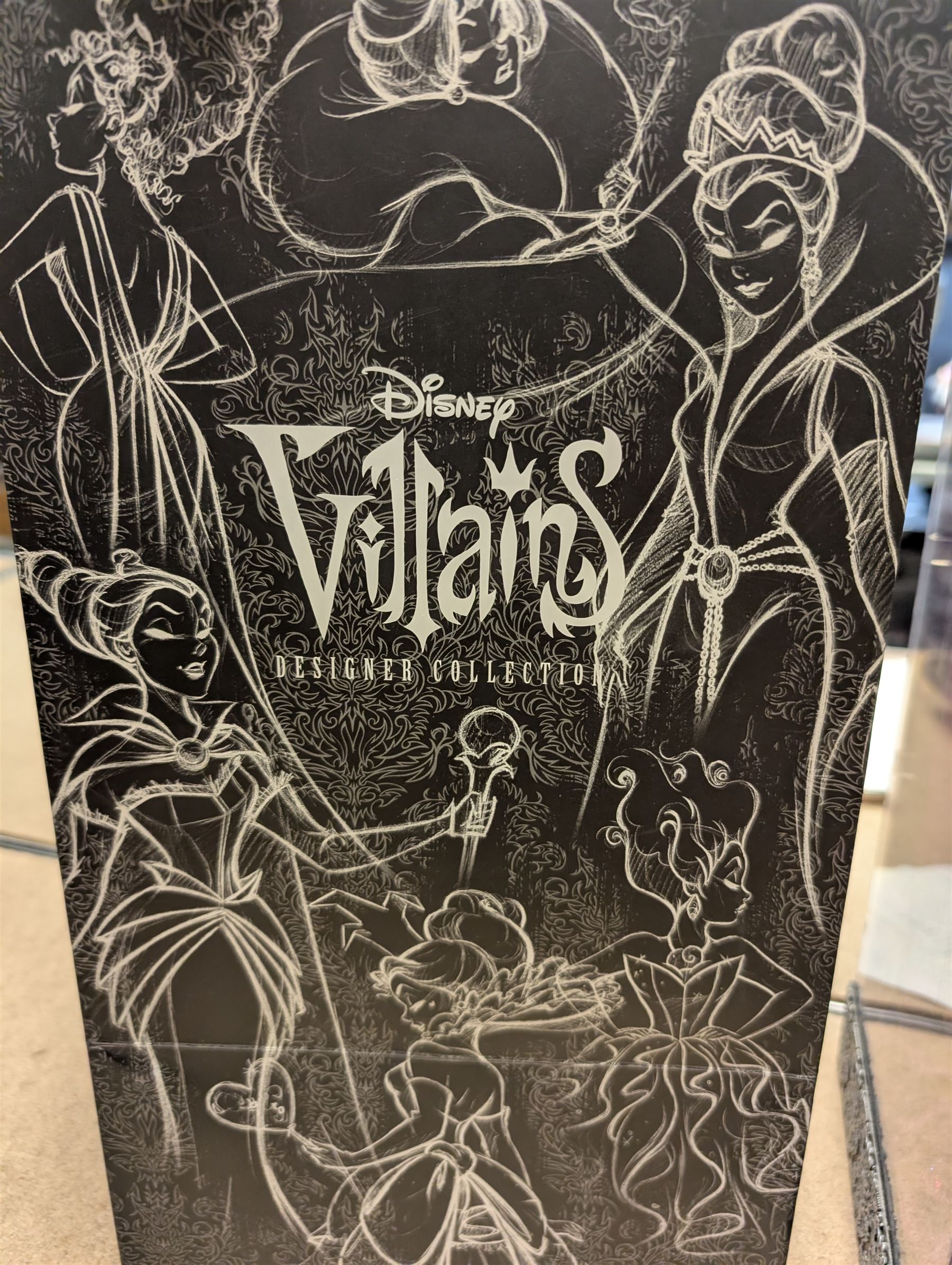 Disney Villains Designer Collection doll 'Ursula' , in original box and bag