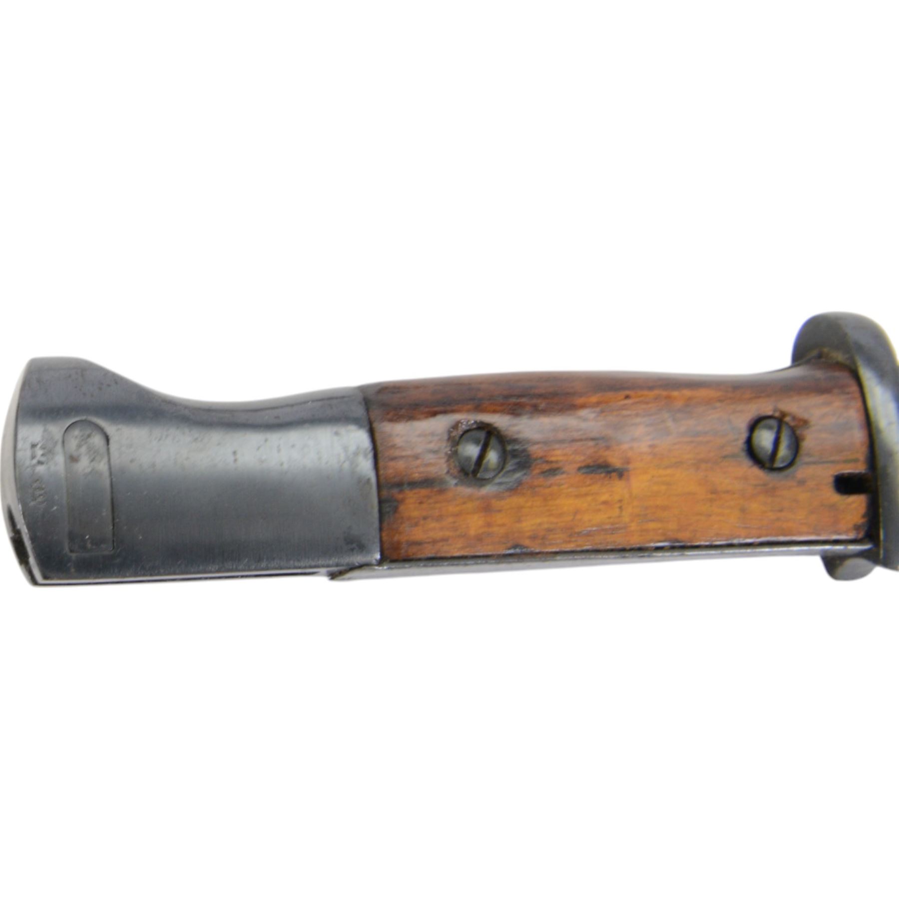  British 1903 pattern SMLE bayonet by Wilkinson London, marked 1903 Wilkinson London to the blade, in scabbard, with leather frog, together with German K98 bayonet with metal scabbard 
