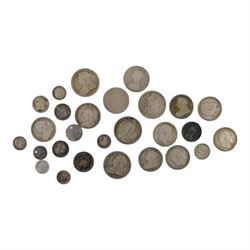 Approximately 193 grams of Great British pre-1920 silver coins