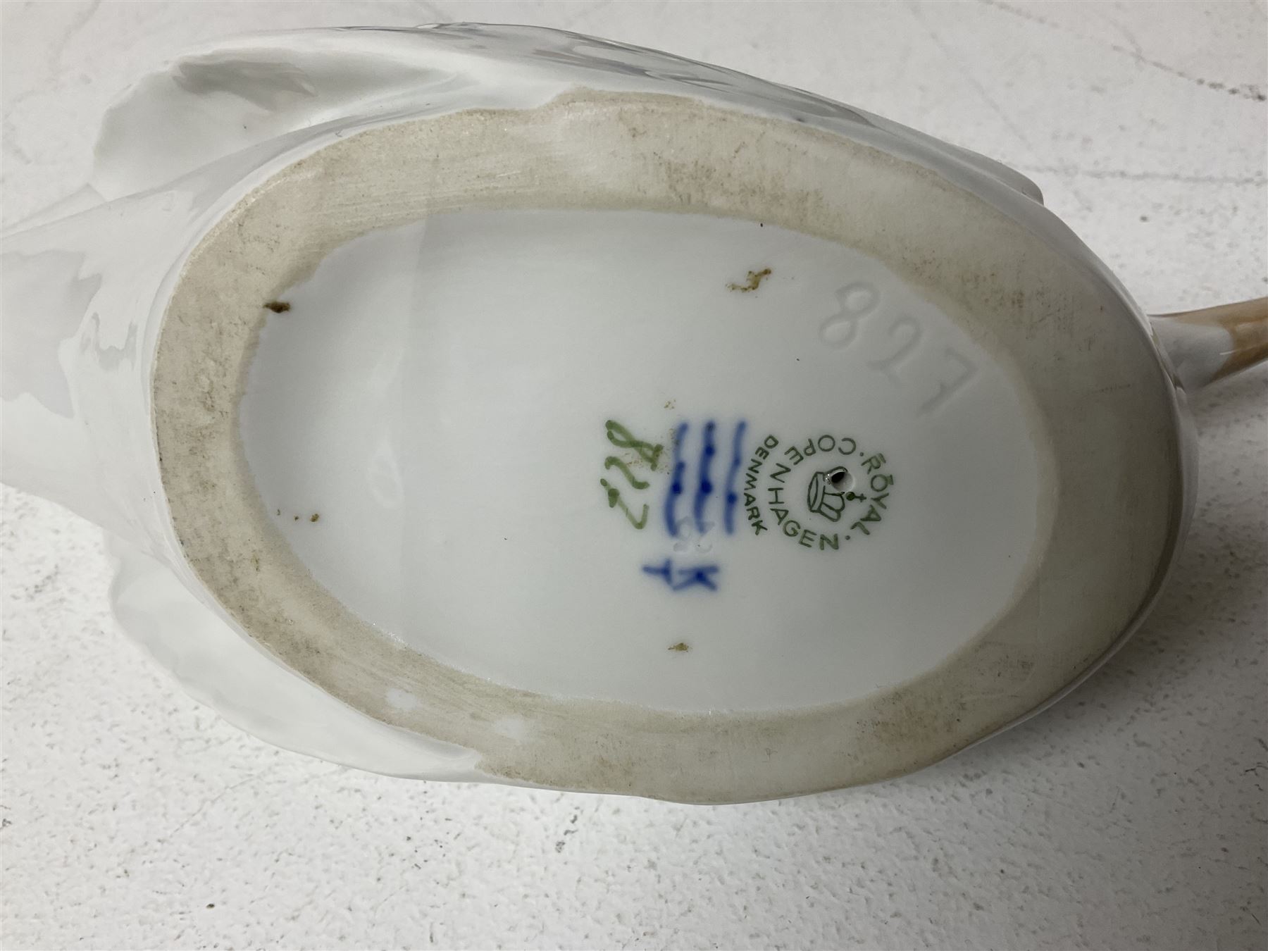 Seven Royal Copenhagen figures, including Arctic tern no 827, Swan no 755, Kingfisher no 2257 etc, together with Royal Copenhagen dish