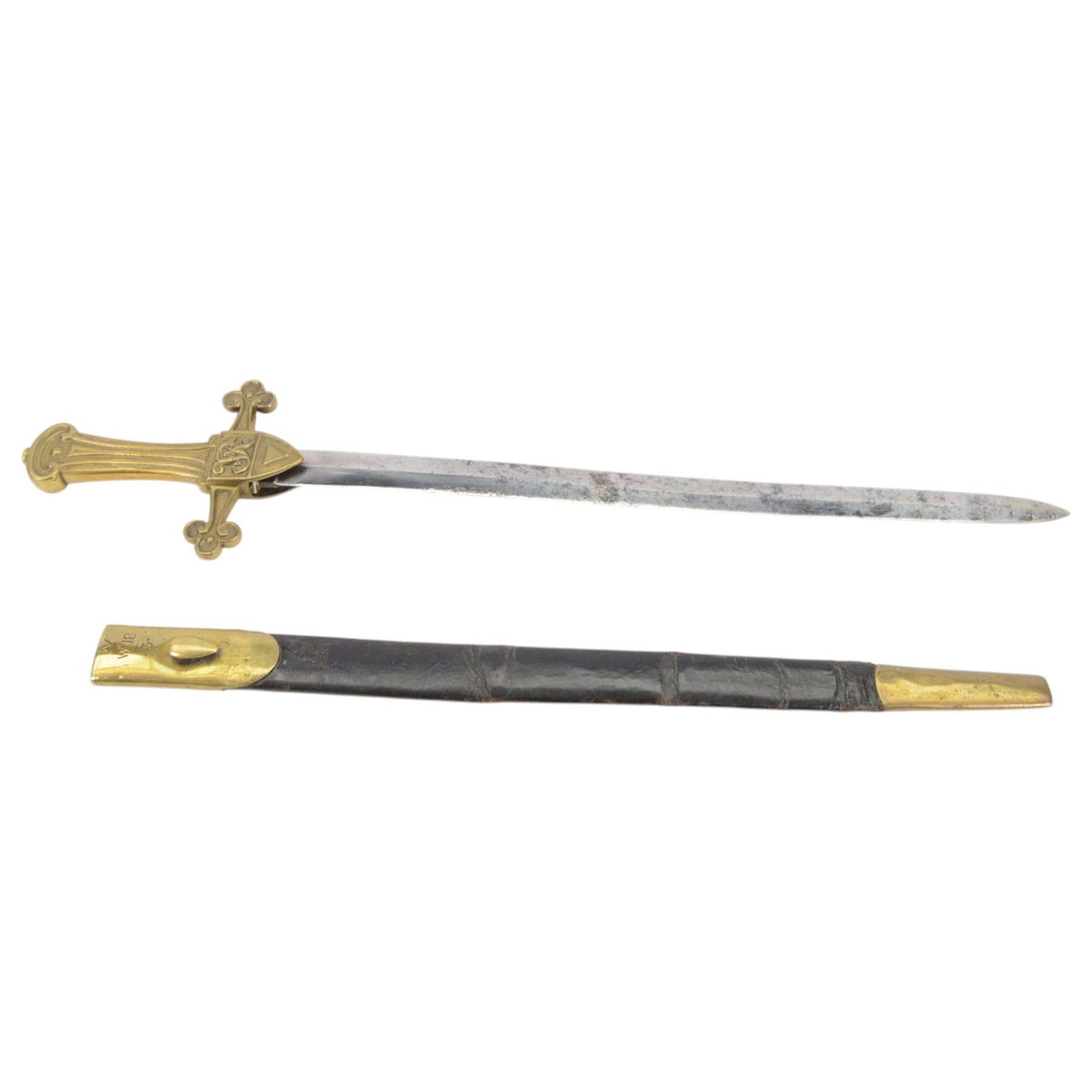 Victorian Bandsman's short sword, with 52cm double edge blade, the brass handle with VR Cypher, with brass and leather scabbard, scabbard marked V W-18, L67cm 