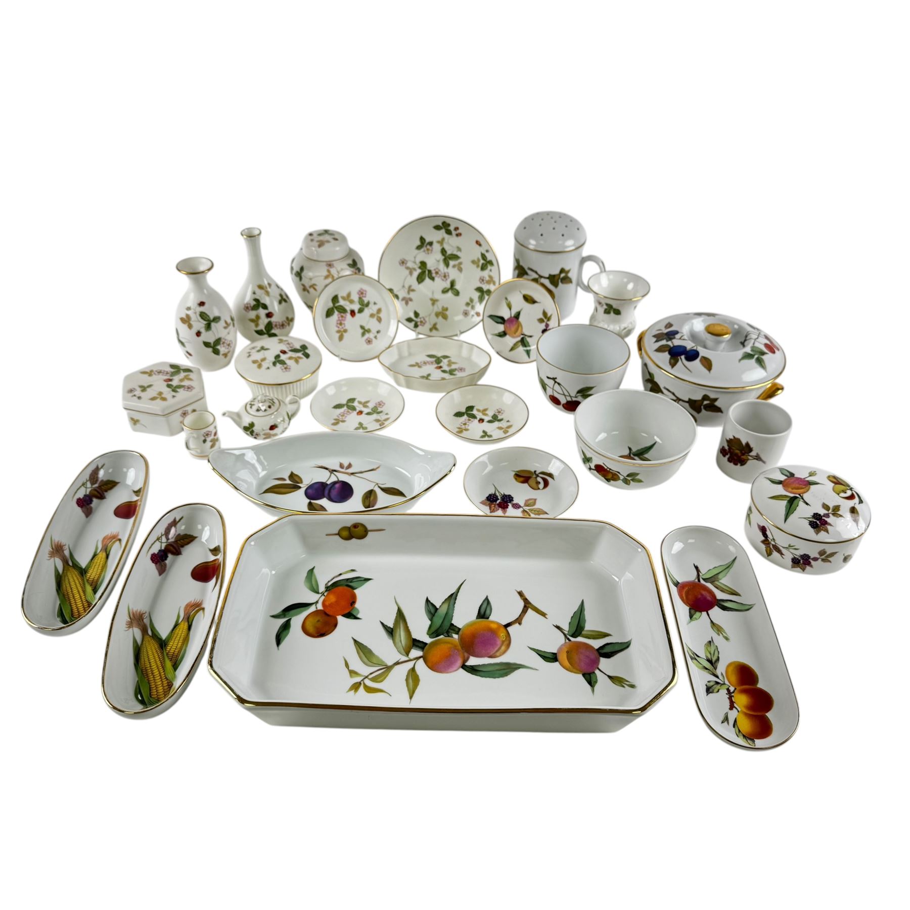 Wedgwood Wild Strawberry and Royal Worcester Evesham ceramics, including miniature teapot, jars, trinket dishes, etc