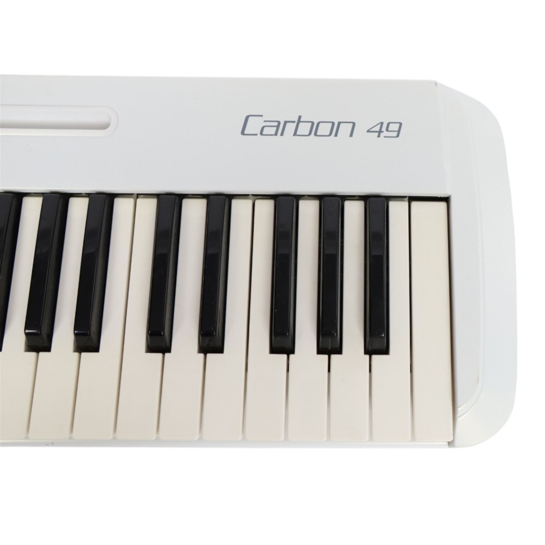 Samson Carbon 49 keyboard