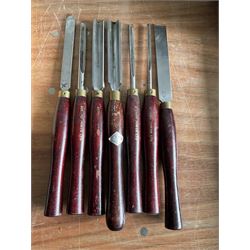 Record wood turning chisels (7) - THIS LOT IS TO BE COLLECTED BY APPOINTMENT FROM DUGGLEBY STORAGE, GREAT HILL, EASTFIELD, SCARBOROUGH, YO11 3TX