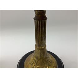 Victorian table standing oil lamp, brass fittings, cranberry glass reservoir, brass column on black enamelled ceramic base, with a frosted glass shade and clear glass chimney, H68cm