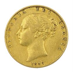 Queen Victorian 1847 gold shield back full sovereign