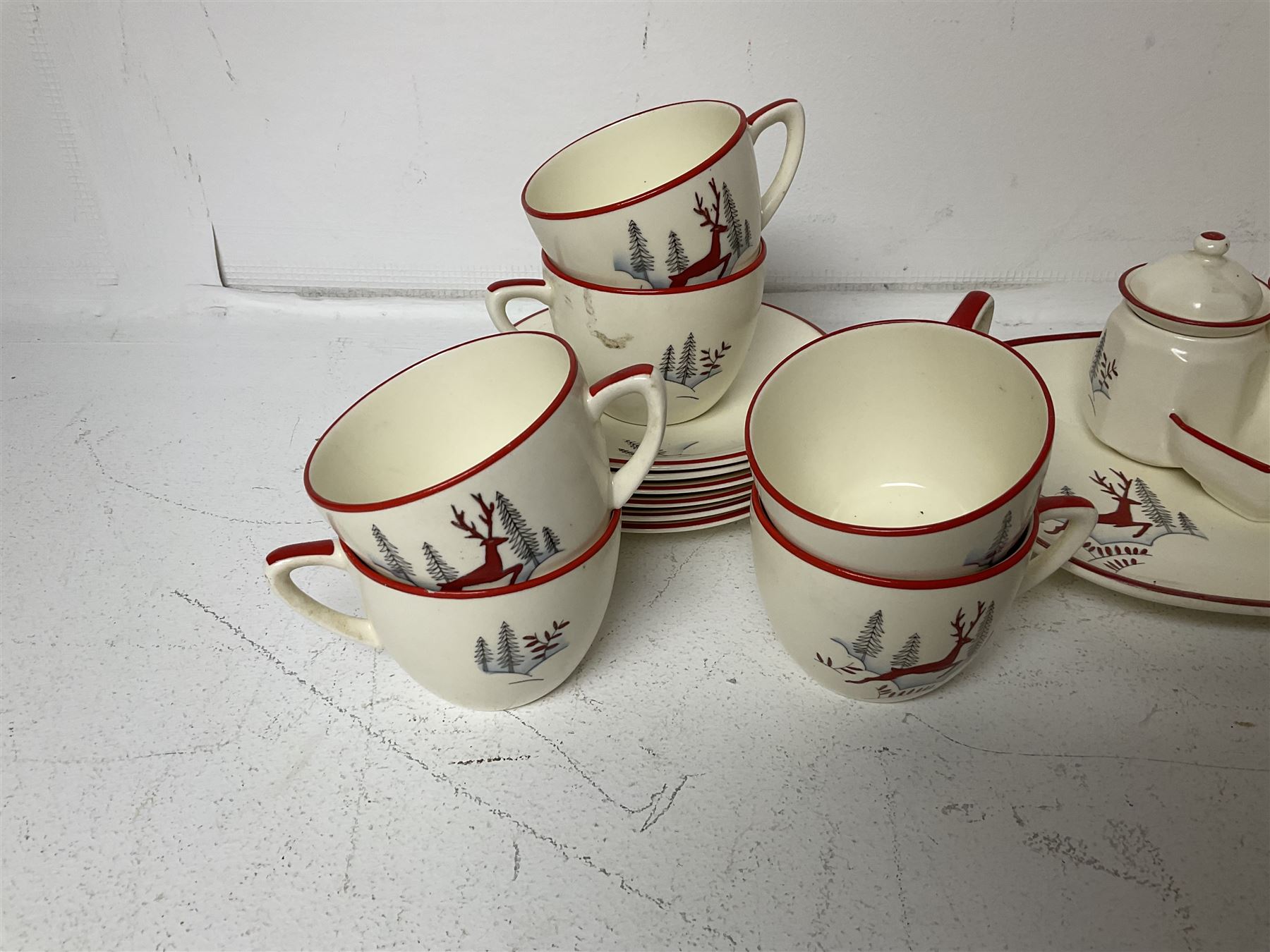 Crown Devon Stockholm pattern tea wares - 15/12/2023