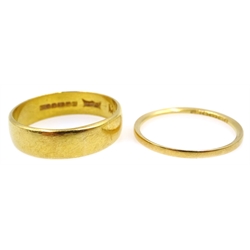  Two 22ct gold wedding bands, hallmarked, approx 6.1gm  