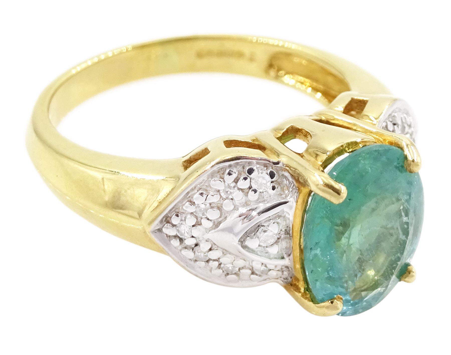 18ct gold Paraiba tourmaline and diamond ring, single oval cut tourmaline of approx 2.15 carat, with diamond set petal shaped shoulders, Birmingham 2006