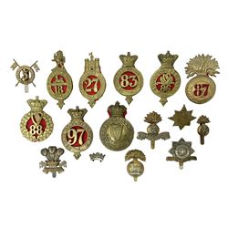 Fifteen cap badges of Irish interest inc