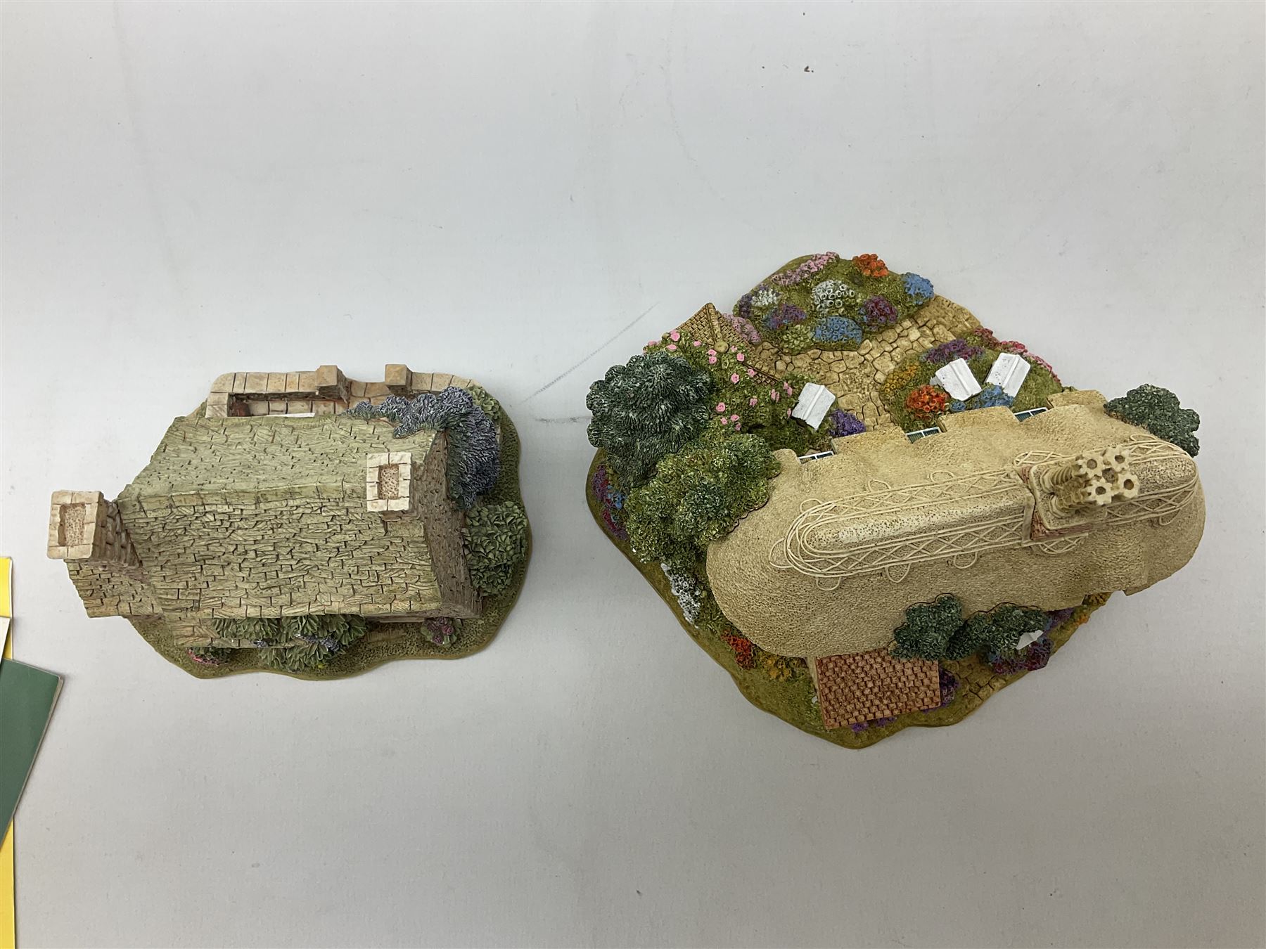 Thirteen limited edition Lilliput Lane cottages, to include Heaven Lea Cottage, Honeybees & Summer Breeze and Swaledale Teas, all boxed, one without deeds