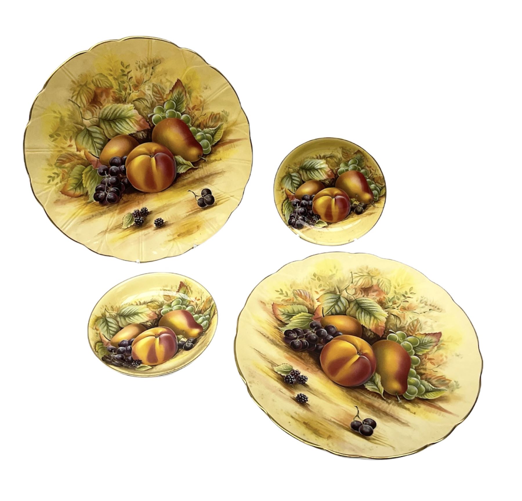 Two Aynsley Orchard Gold pattern plates and two trinket dishes, plates D20.5cm