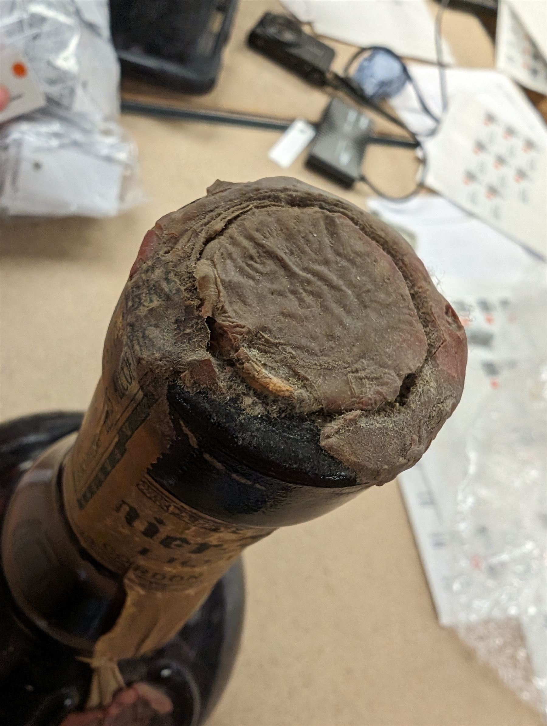 Grand Mariner triple orange whisky liquor, unknown contents and proof, minor damage to seal possible leakage, H31cm