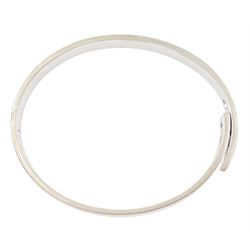 Cartier 18ct white gold single stone, round brilliant cut diamond Anniversary bangle, No. BM 3052, hallmarked