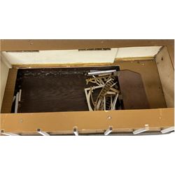 Model of St.Louis Belle paddle boat, L118cm, together with a box of additional parts and model plans by Vic Smeed