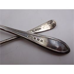 Set of eleven 1930s silver teaspoons, hallmarked Cooper Brothers & Sons, Sheffield 1939, together with a silver fork and spoon set, hallmarked Arthur Price & Co Ltd, Birmingham 1937, in fitted case