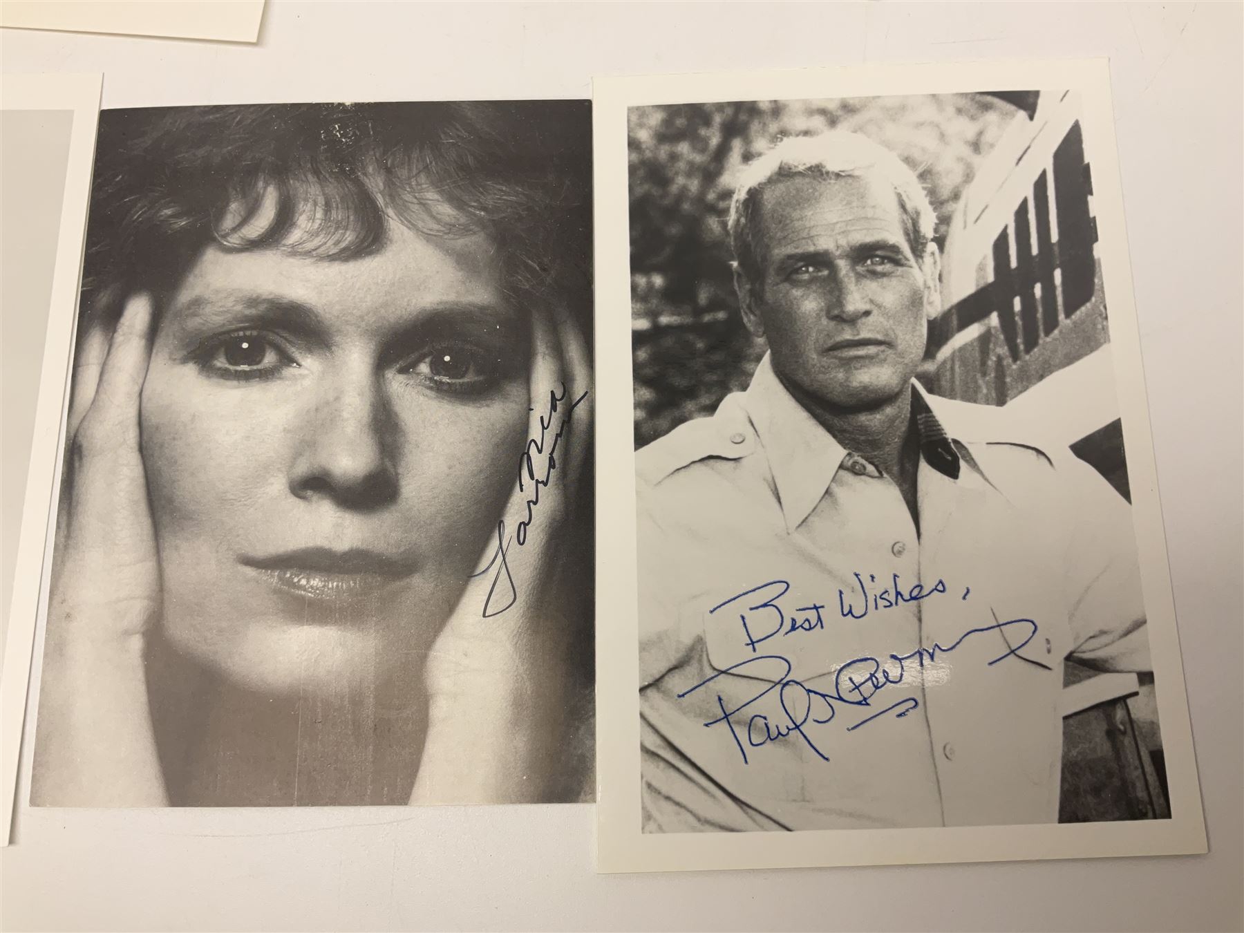 Collection of autographs, to include Mia Farrow, Rowan Atkinson, Tom Kite, Corey Pavin, Craig Stadler, Vladimir Ashkenazy etc 