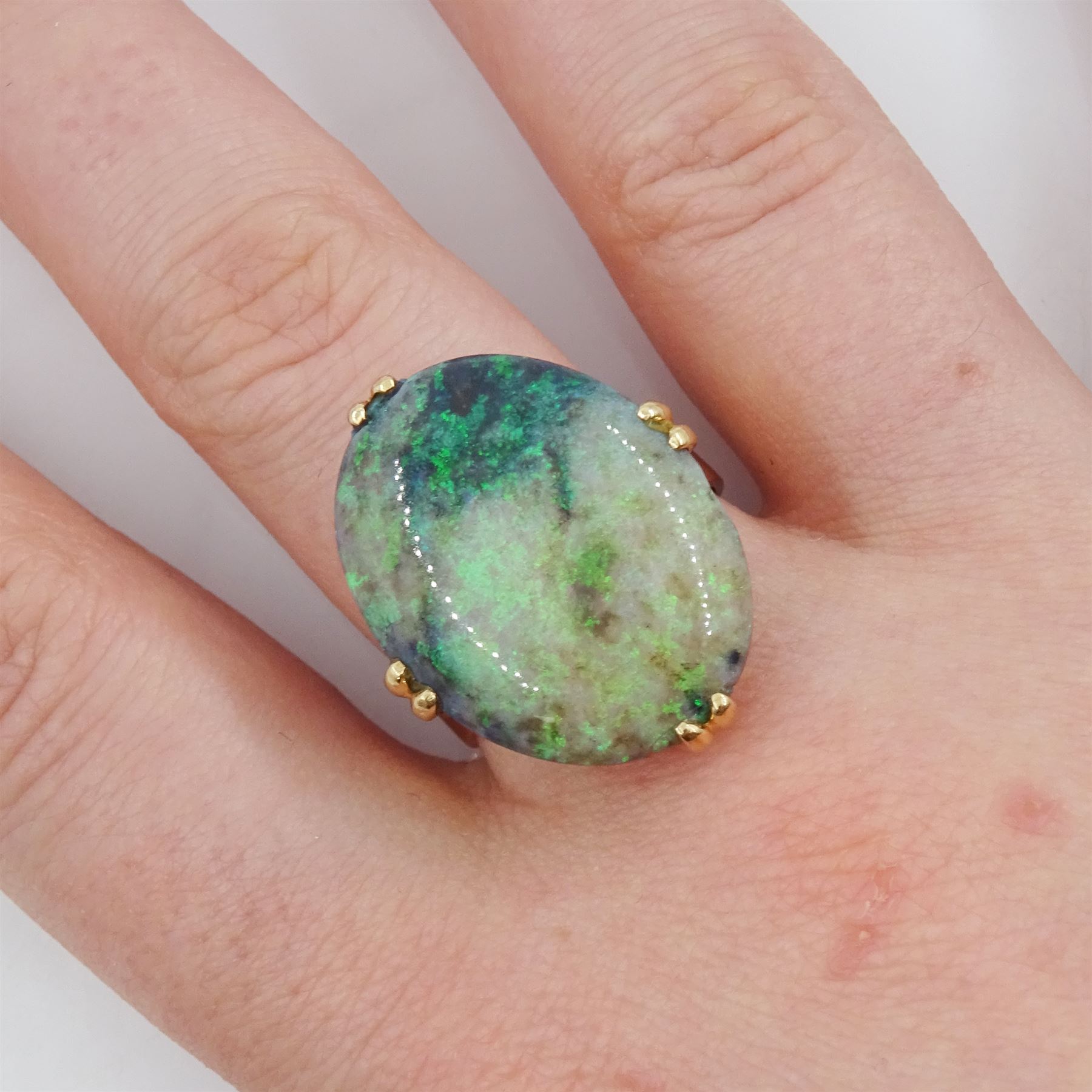 Gold single stone opal ring, opal approx 10.45 carat