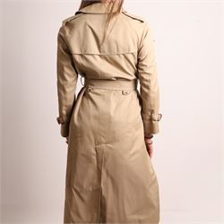 Aquascutum – vintage beige ‘Aqua 5’ trench coat, made in England, with double-breasted button fastening, storm flap, epaulettes, belted waist and cuffs, slash pockets and signature checked lining, size M