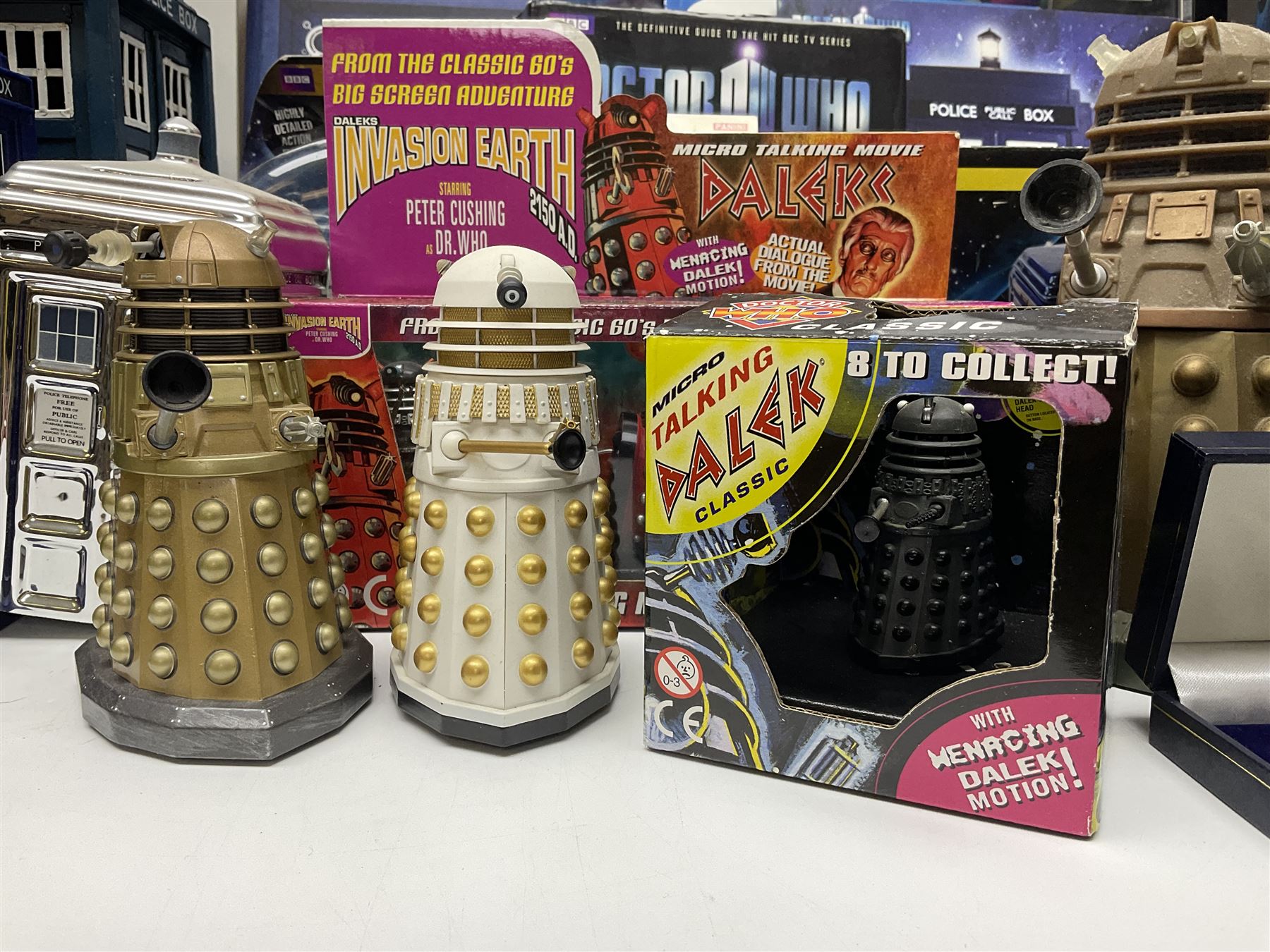 Doctor Who collectables to include ‘British Icon Dalek’ limited 50th anniversary edition in original box, collectors cookie jar, Dalek and Tardis related figures, sonic screwdrivers, small quantity of stamps, framed prints, books etc 