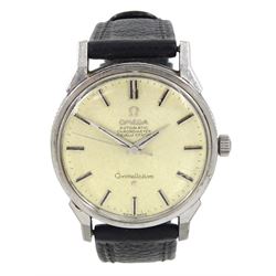 Omega Constellation gentleman's chronometer stainless steel automatic wristwatch, Ref. 167.005, Serial No. 24415006, on black leather strap with original buckle, boxed with papers and guarantee dated 1968 