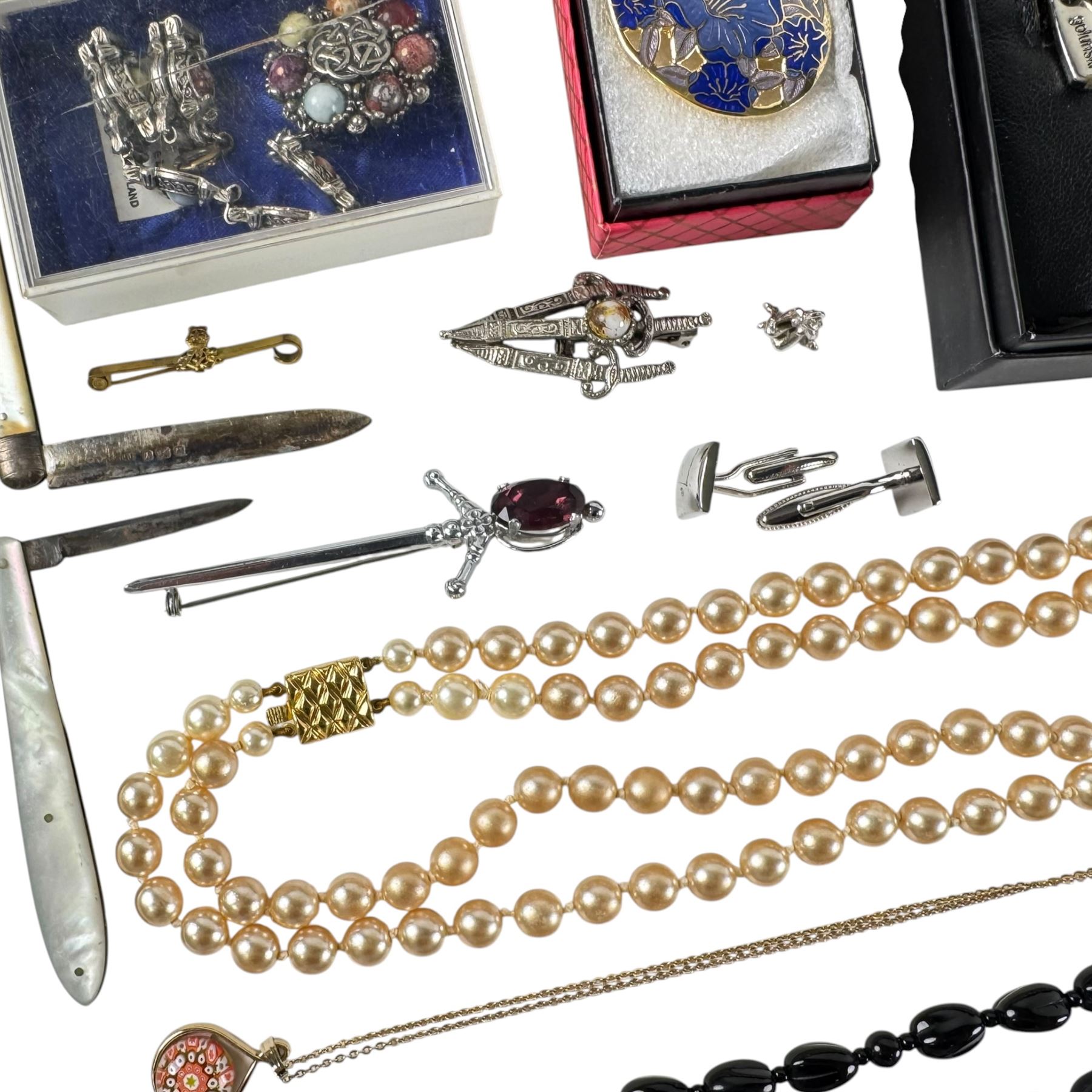 Silver stone set pendant necklace, costume jewellery, including beaded necklaces, brooches, pendants and other collectables