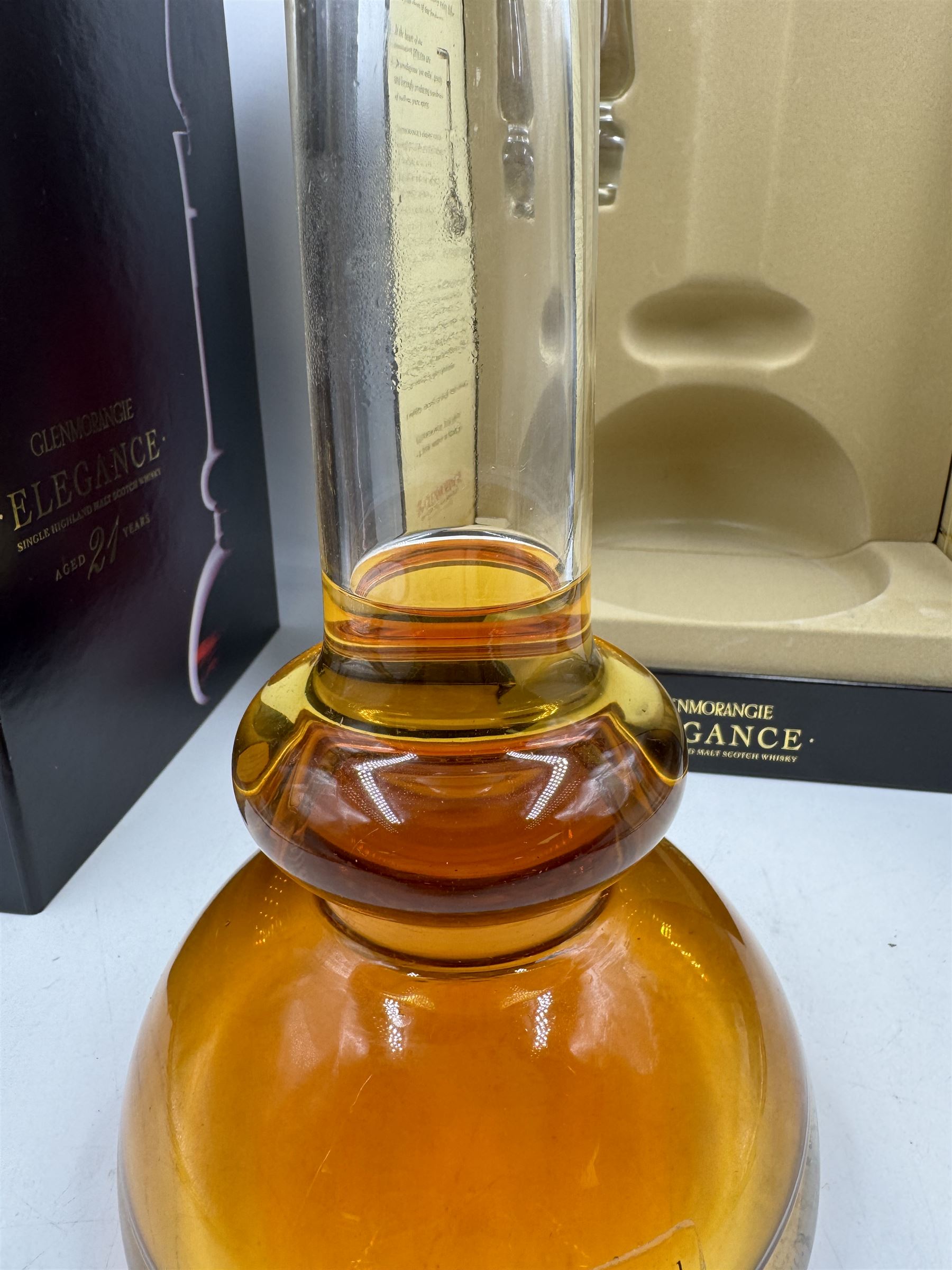 【未開栓】激レア。Glenmorangie Elegance 21年/デカンタ Glenmorangie 21 year old 'Elegance' | Whiskey Bidders | Irish
