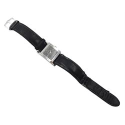 Gucci stainless steel quartz wristwatch model No. 7900 L, on leather strap, boxed with papers and receipt dated 2001