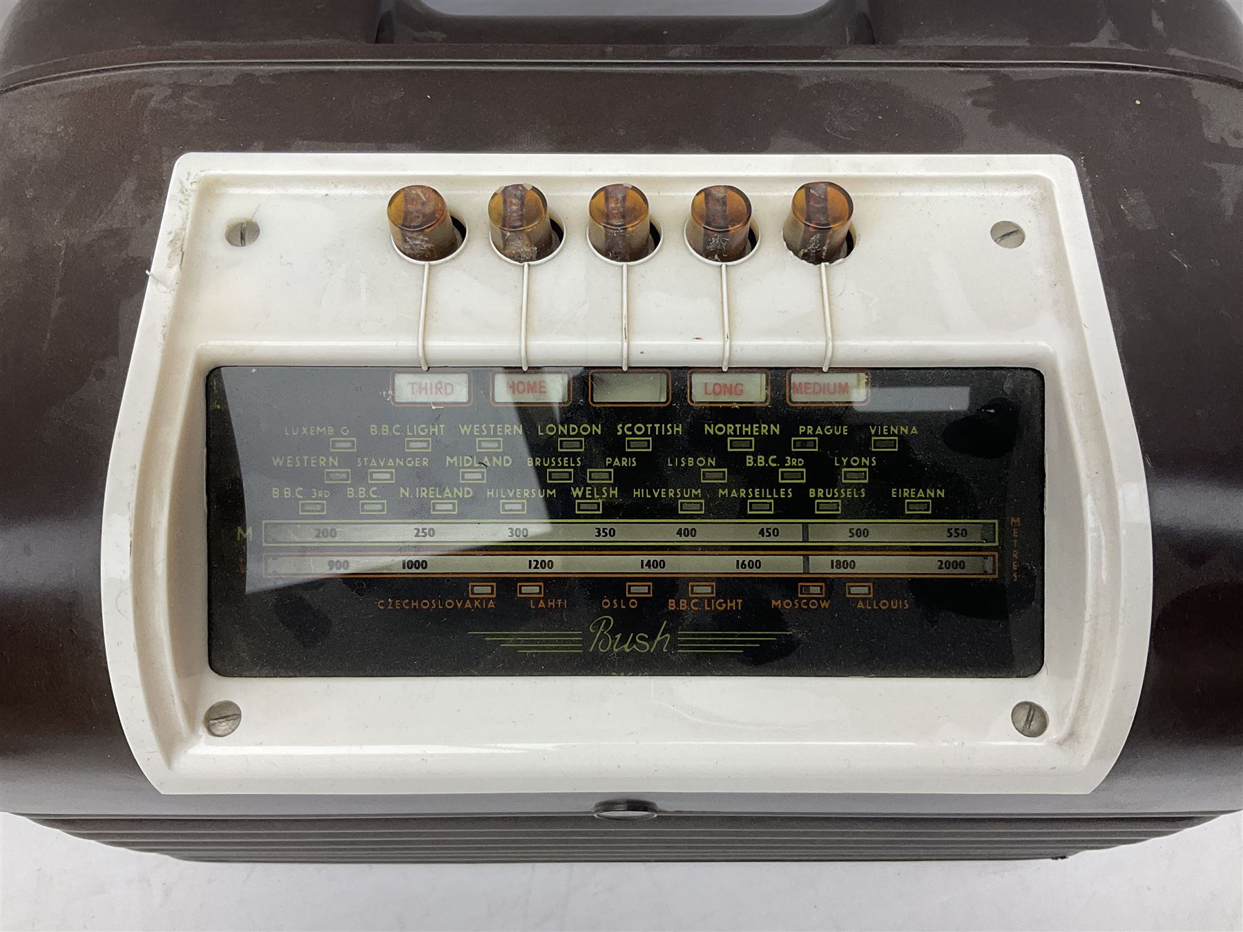 1950s Bush Type DAC 90A valve radio in cream Bakelite case, H23cm W29cm D19cm, together with Bush Type DAC 10 radio in brown Bakelite case
