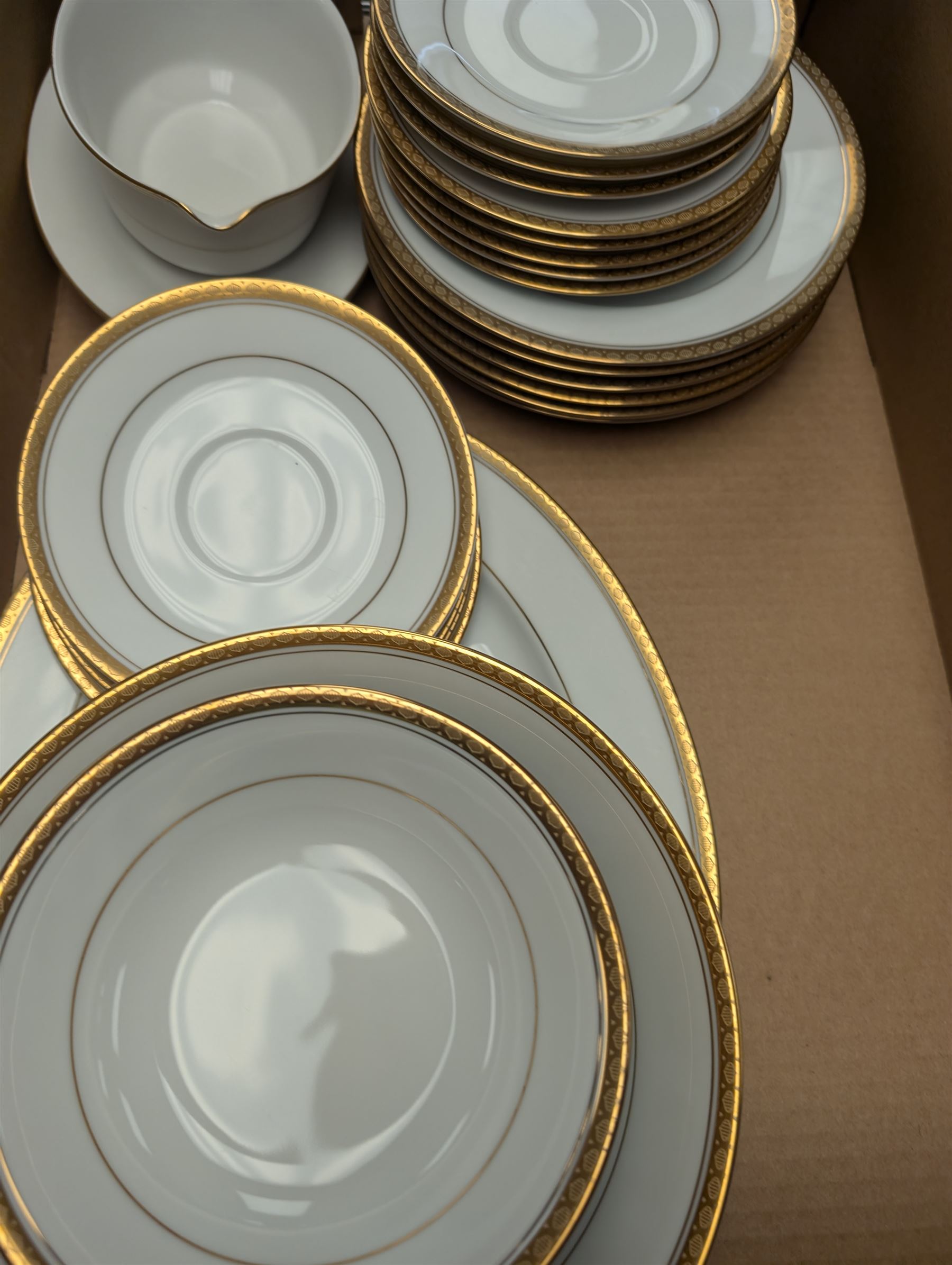 Noritake Windsor pattern dinner wares, Wedgwood Jasperware vase, Royal Doulton Harlow pattern soup bowls and tureens and other ceramics, in six boxes 