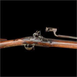 19th century 1793 Brown Bess flintlock musket, the 100cm barrel with ram rod under, full walnut stock with brass butt, carrying sling brackets, action marked Parsons and period triangular socket bayonet, L139cm
