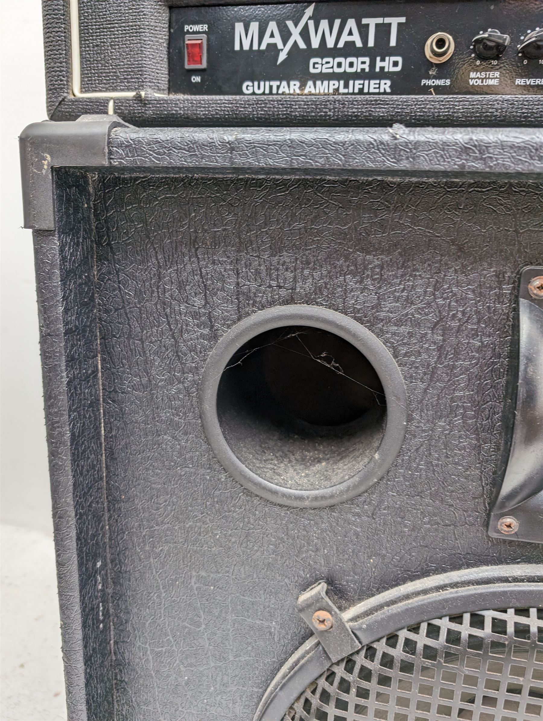 Hiwatt Maxwatt G200R HD guitar transistor amplifier, serial no 07026450, together with a large speaker, speaker H70cm, W66cm