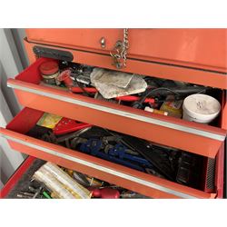 Sykes Pickavant tool chest with content  - THIS LOT IS TO BE COLLECTED BY APPOINTMENT FROM DUGGLEBY STORAGE, GREAT HILL, EASTFIELD, SCARBOROUGH, YO11 3TX