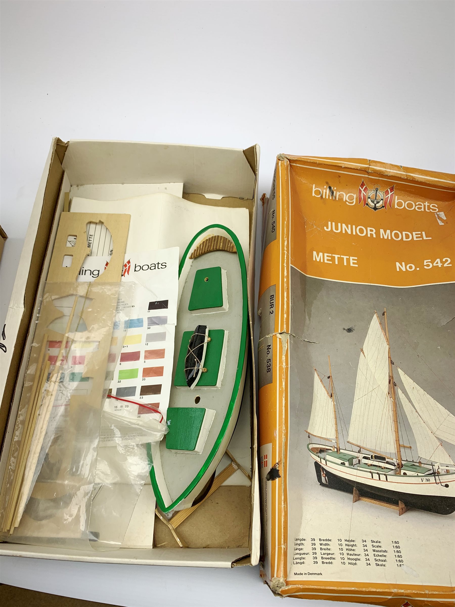 Billing Boats Junior Model No.542, part assembled, boxed; APC BackUPS