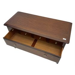 Stag Minstrel mahogany chest, fitted with six drawers