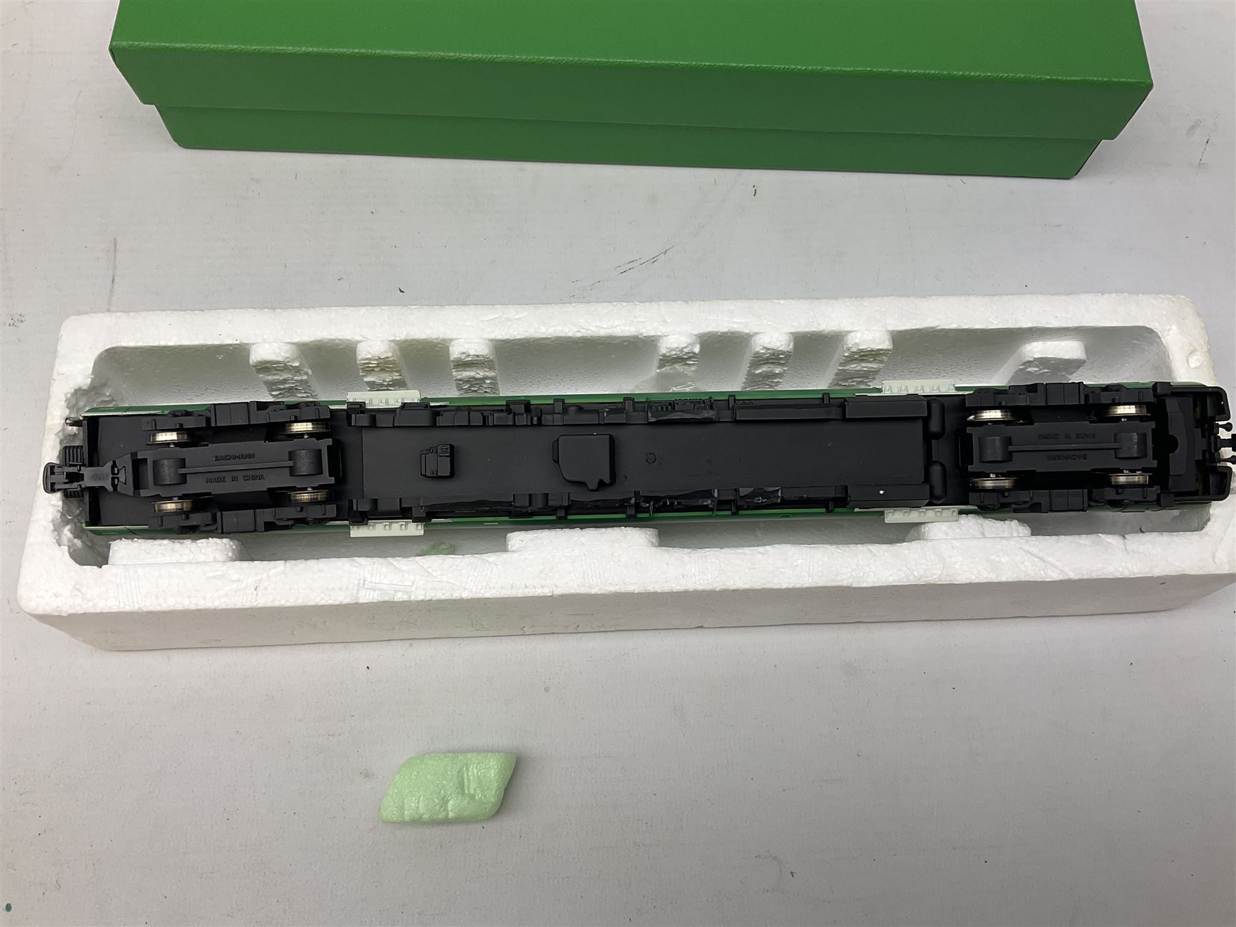 Bachmann '00' gauge - 32-451 Class 170/5 Turbostar 2-Car DMU, operational nos. 79515 & 50515 in green Central Trains livery; one in polystyrene box base the other in plain green box (2)