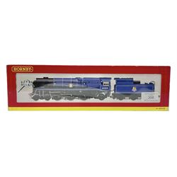 Hornby '00' gauge Merchant Navy Class 4-6-2 locomotive 'Canadian
