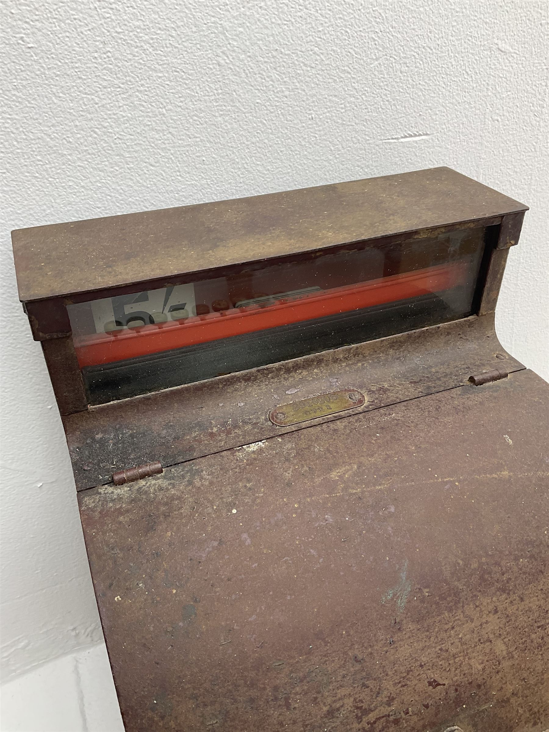 An Antique cash register, made by The National Cash register Co, Ltd. London, H43. 