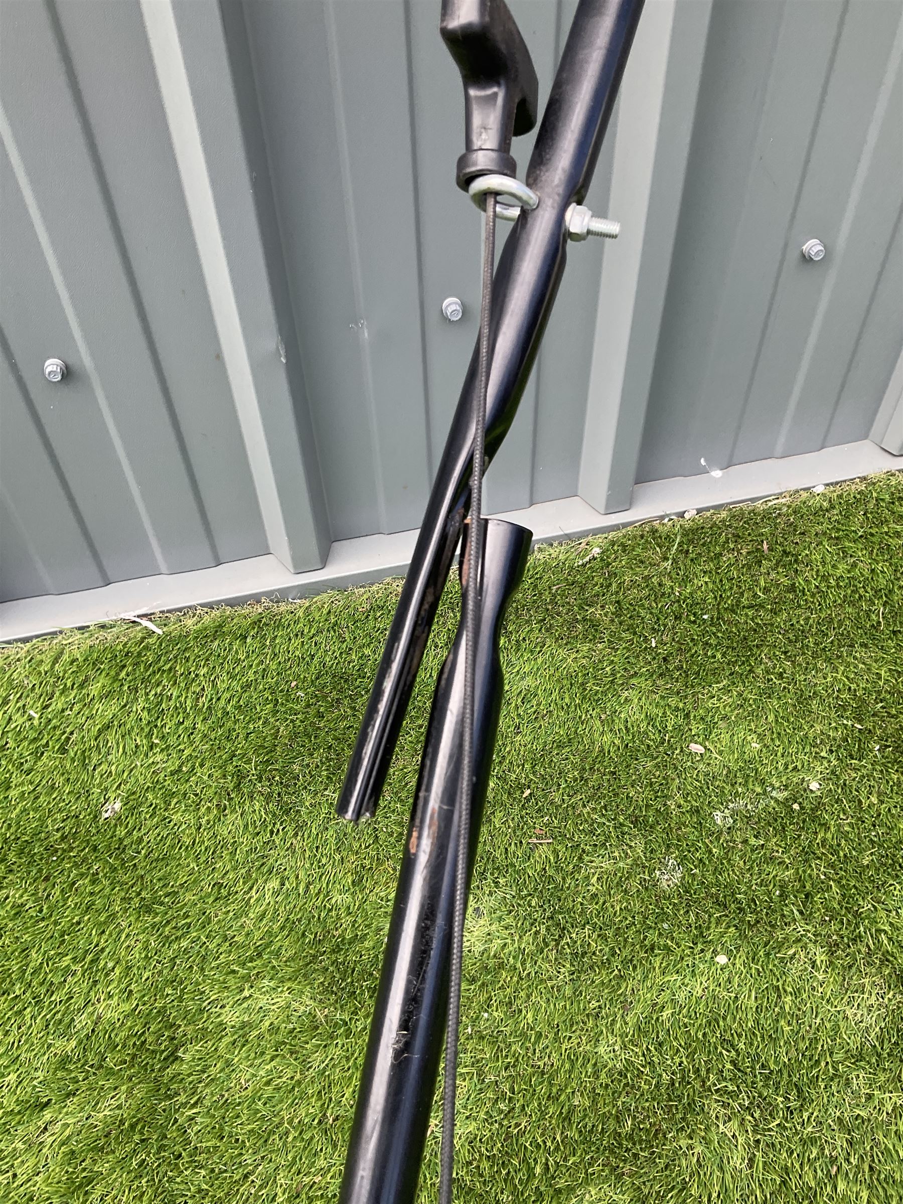 Mountfield RS100 petrol lawnmower (missing bolt on handle arm) - THIS LOT IS TO BE COLLECTED BY APPOINTMENT FROM DUGGLEBY STORAGE, GREAT HILL, EASTFIELD, SCARBOROUGH, YO11 3TX