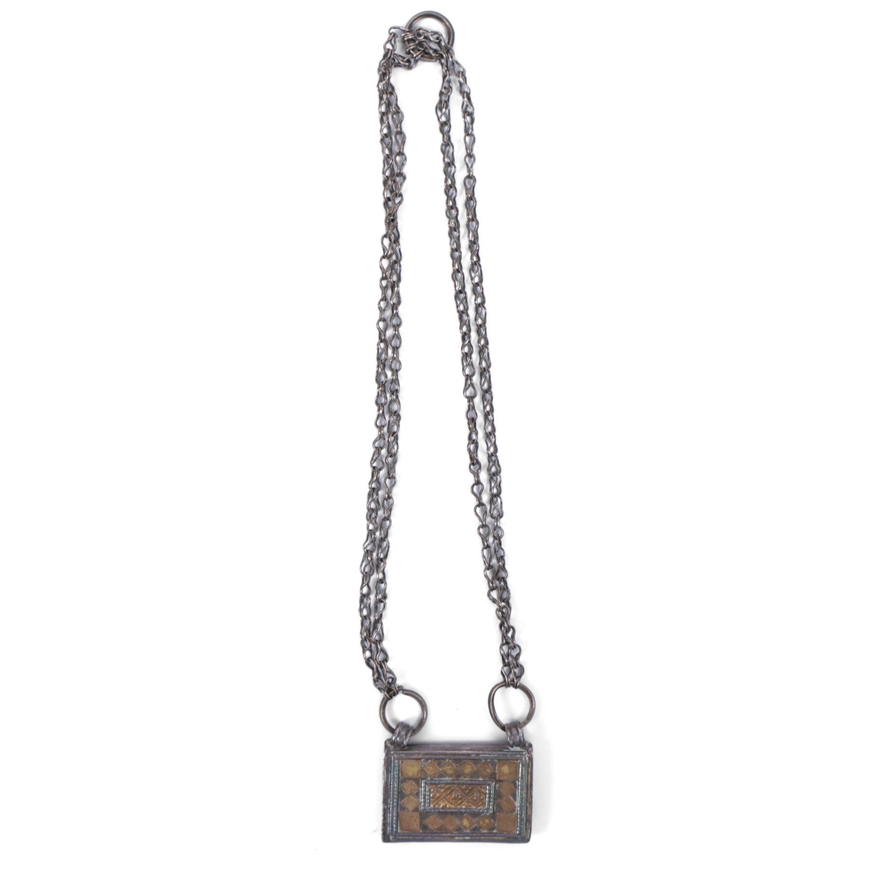 Omani silver Hirz pendant necklace