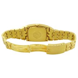 Omega Constellation gentleman's 18ct gold automatic wristwatch, champagne dial, with baton hour markers and date aperture, on Omega 18ct gold bracelet, No. 368.847, with fold-over clasp, stamped 750, boxed