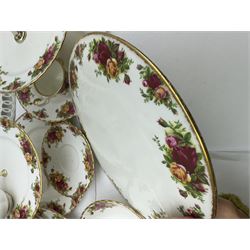 Royal Albert Old Country Roses pattern tea and dinner wares, including tiered cake stands, cake plate, napkin rings, egg cups, pierced serving platters, etc 