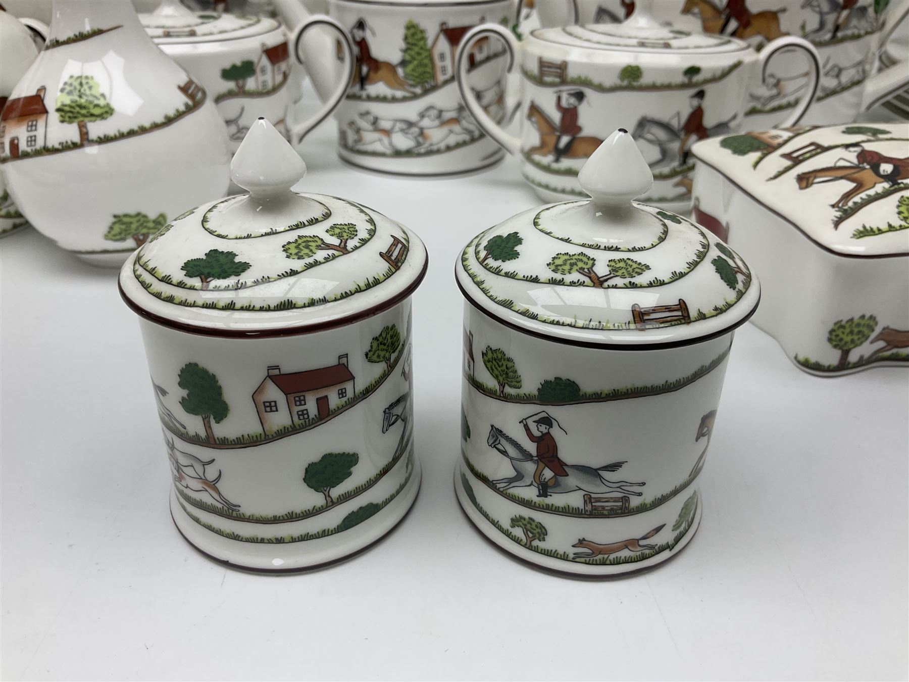 Wedgwood Hunting Scenes dinner and tea service for ten, to include dinner plates, side plates, dessert plates, cups and saucers, mugs, two large teapots, two milk jugs, etc, together with matching items by coalport and Staffordshire (94)