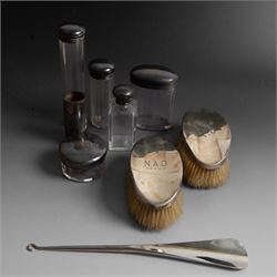 1920s gentleman's travelling case by Mappin & Webb Ltd, tan leather impressed with initial...