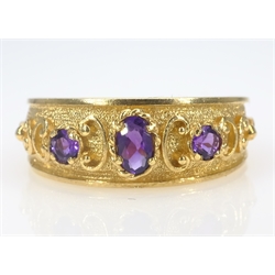  Silver-gilt three stone amethyst ring stamped SIL  