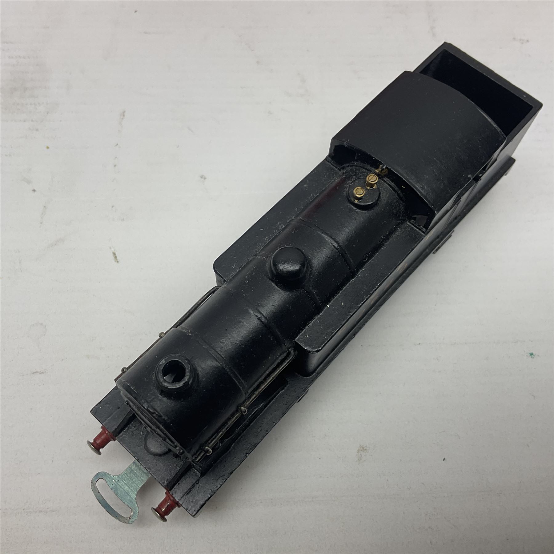 Hornby Dublo - 3-rail EDL7 Class N2 0-6-2 tank locomotive No.2690 in LNER black; in modern collector's plain red box