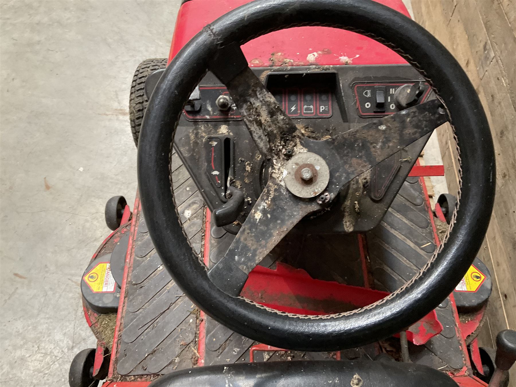 Countax K18 Twin ride on lawnmower 42” cut, with trailer and attachment 