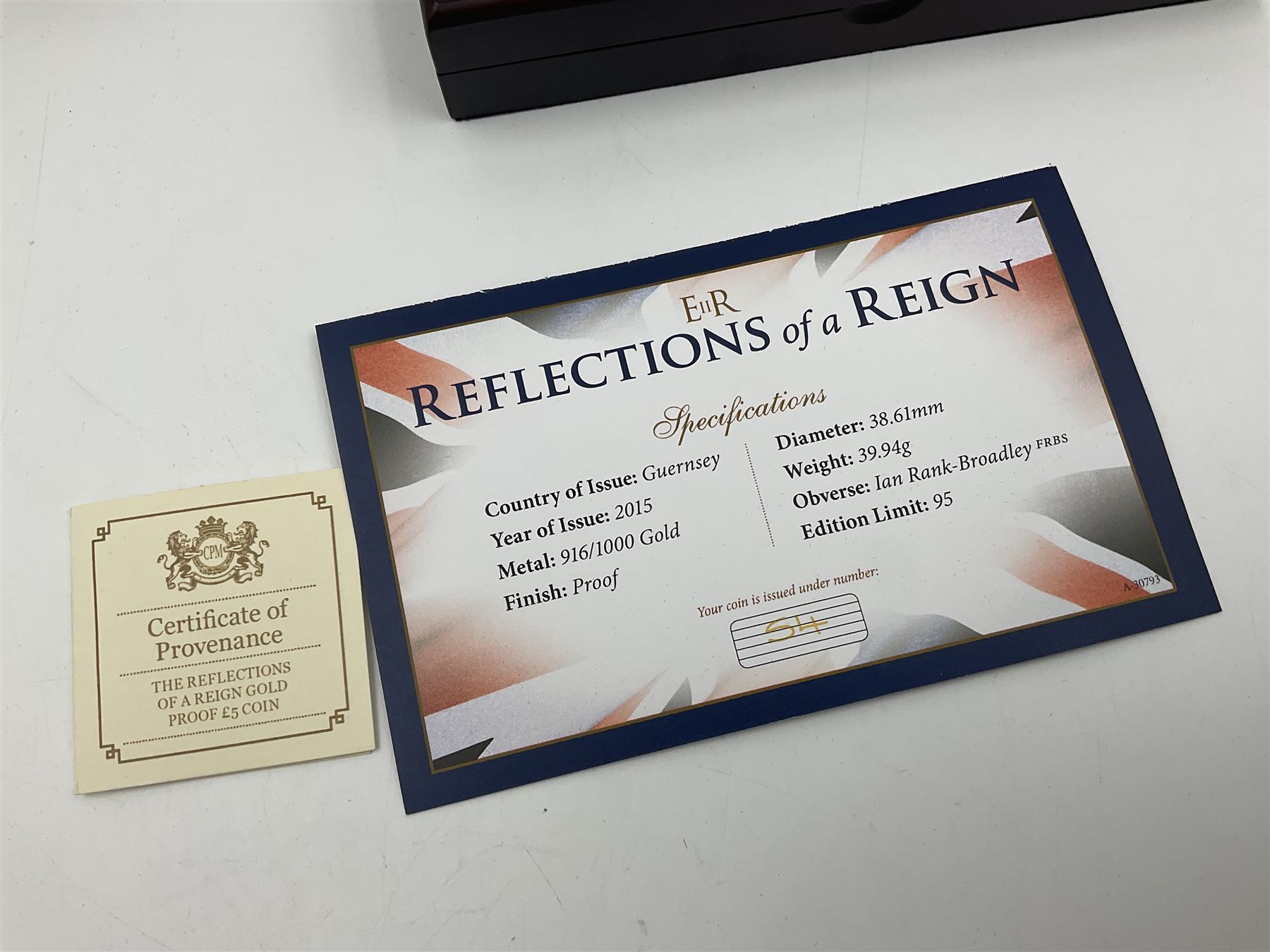 Queen Elizabeth II Bailiwick of Guernsey 2015 'Reflections of a Reign' gold proof five pound coin, cased with certificate